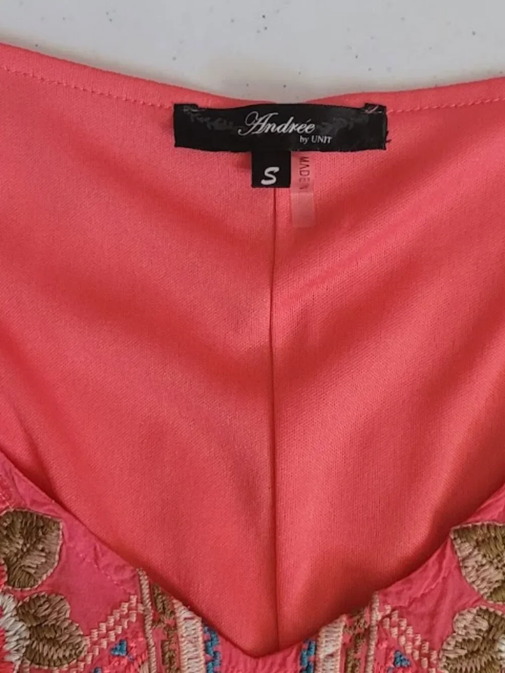 Small Andree By Unit Tunic -Side pockets and fully lined flowy loose fit - Picture 9 of 12